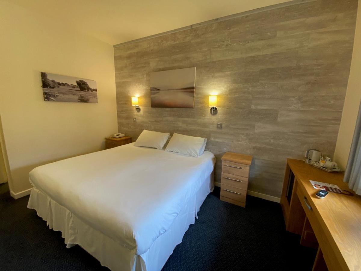 Dudsbury Golf Club - Hotel And Spa Ferndown Buitenkant foto