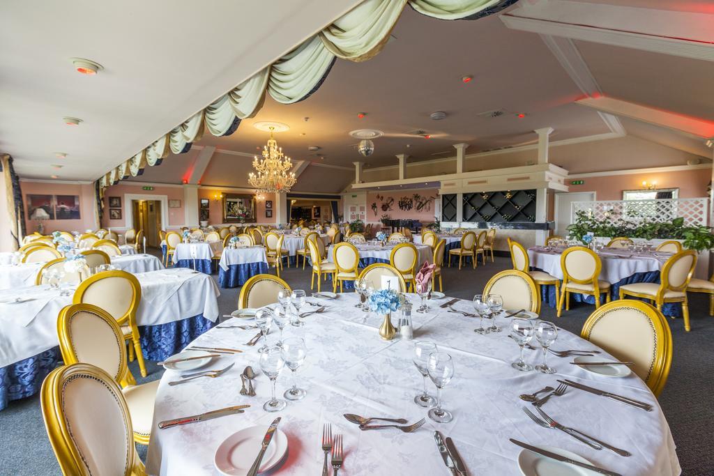 Dudsbury Golf Club - Hotel And Spa Ferndown Buitenkant foto