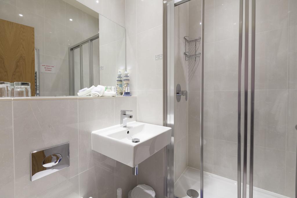 Dudsbury Golf Club - Hotel And Spa Ferndown Buitenkant foto