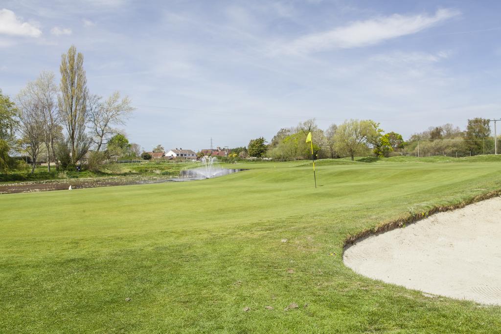 Dudsbury Golf Club - Hotel And Spa Ferndown Buitenkant foto
