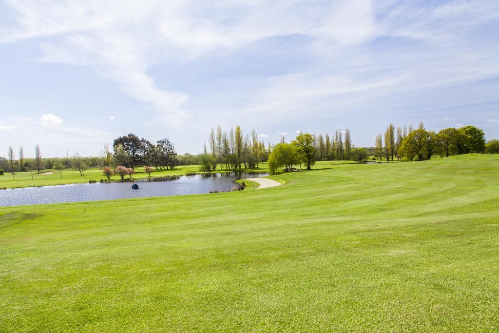 Dudsbury Golf Club - Hotel And Spa Ferndown Buitenkant foto